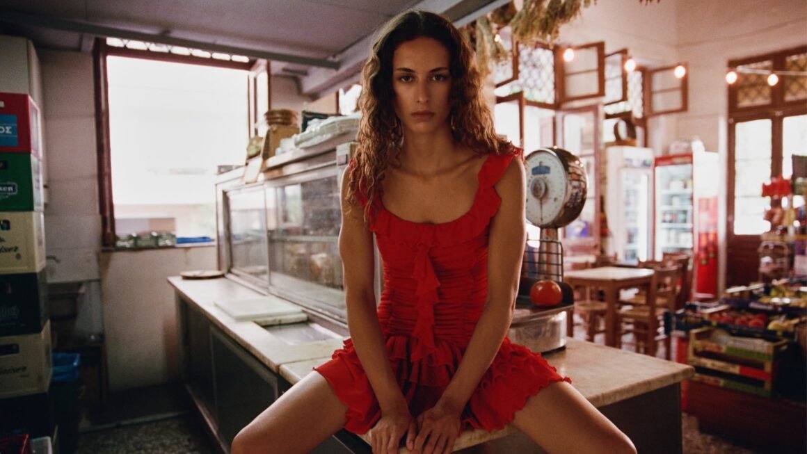 Why Fashion Brands Need More Instagram Ads Than Ever